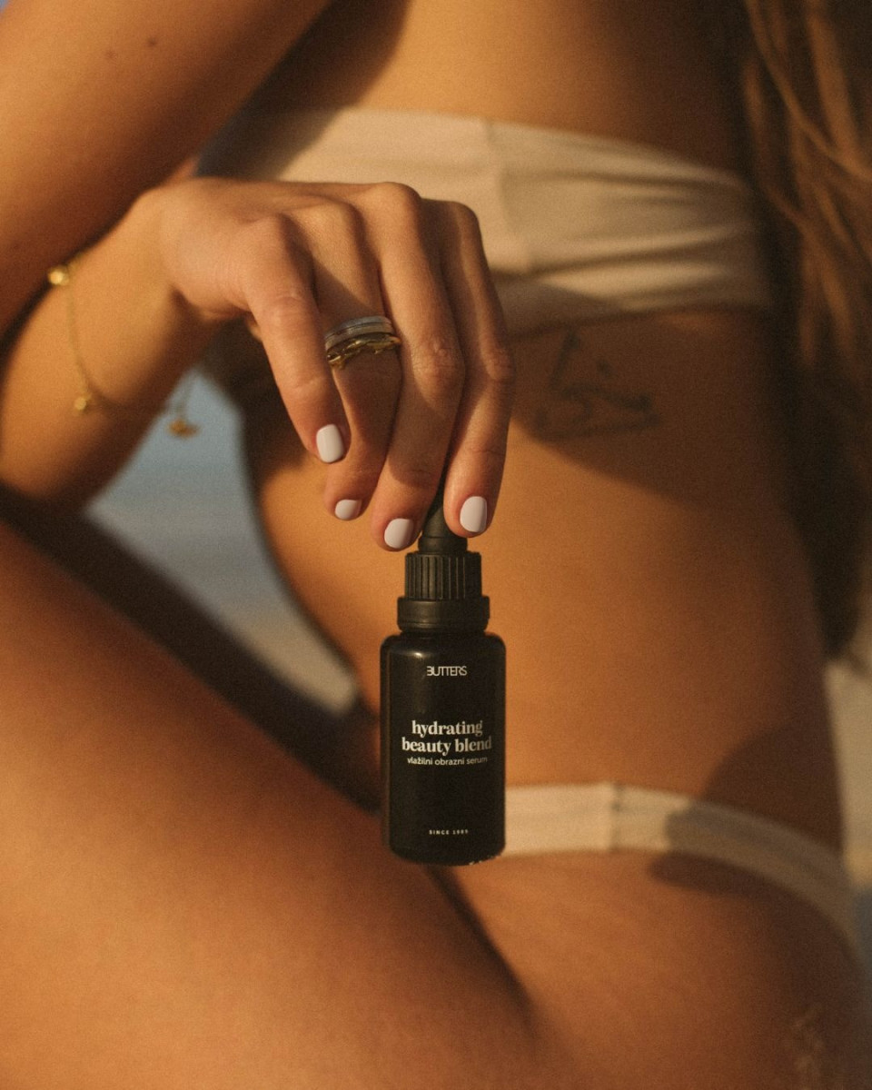 vlazilni-obrazni-serum-6830